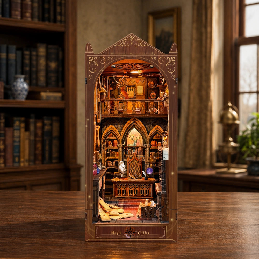 Magic Office - Book Nook Kit