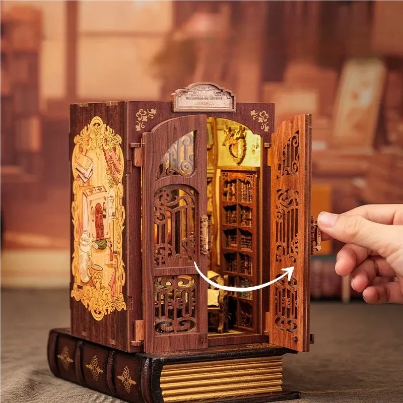 Bookshop Memories - DIY Book Nook