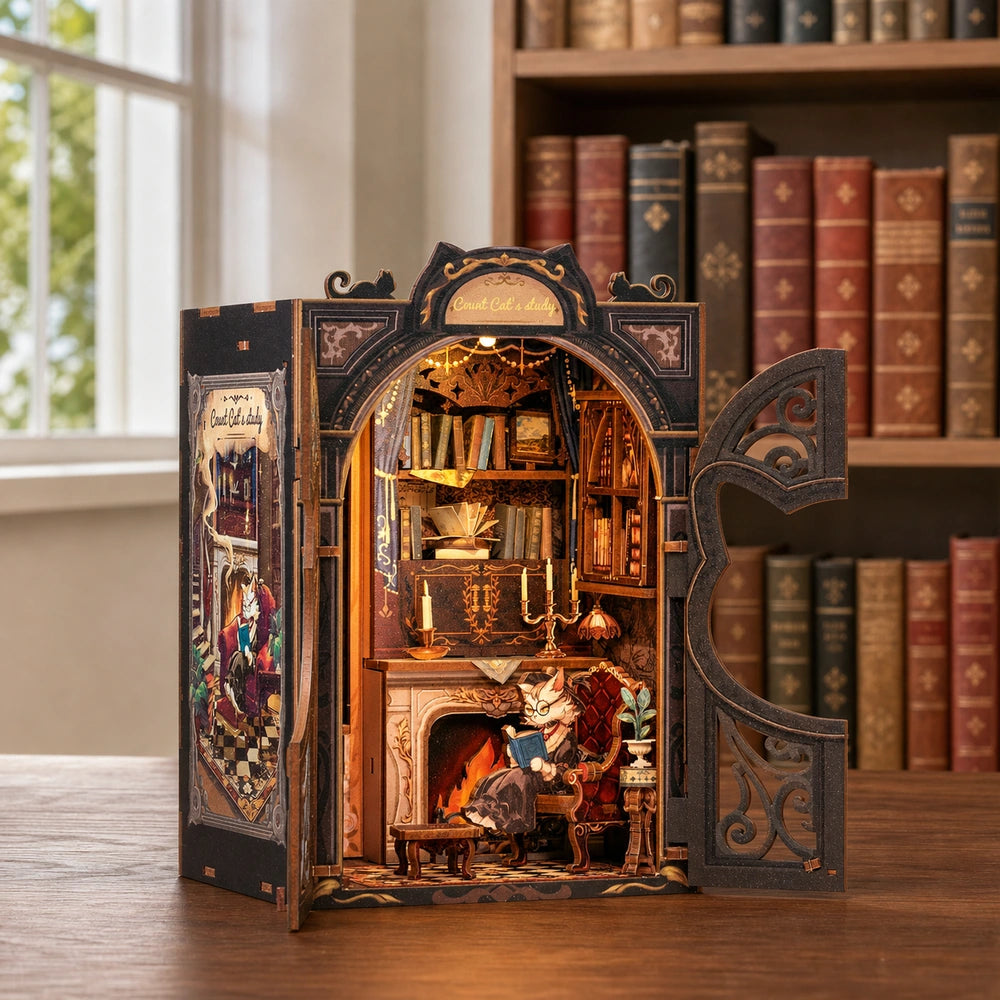 Count Cat's Study - Book Nook Kit