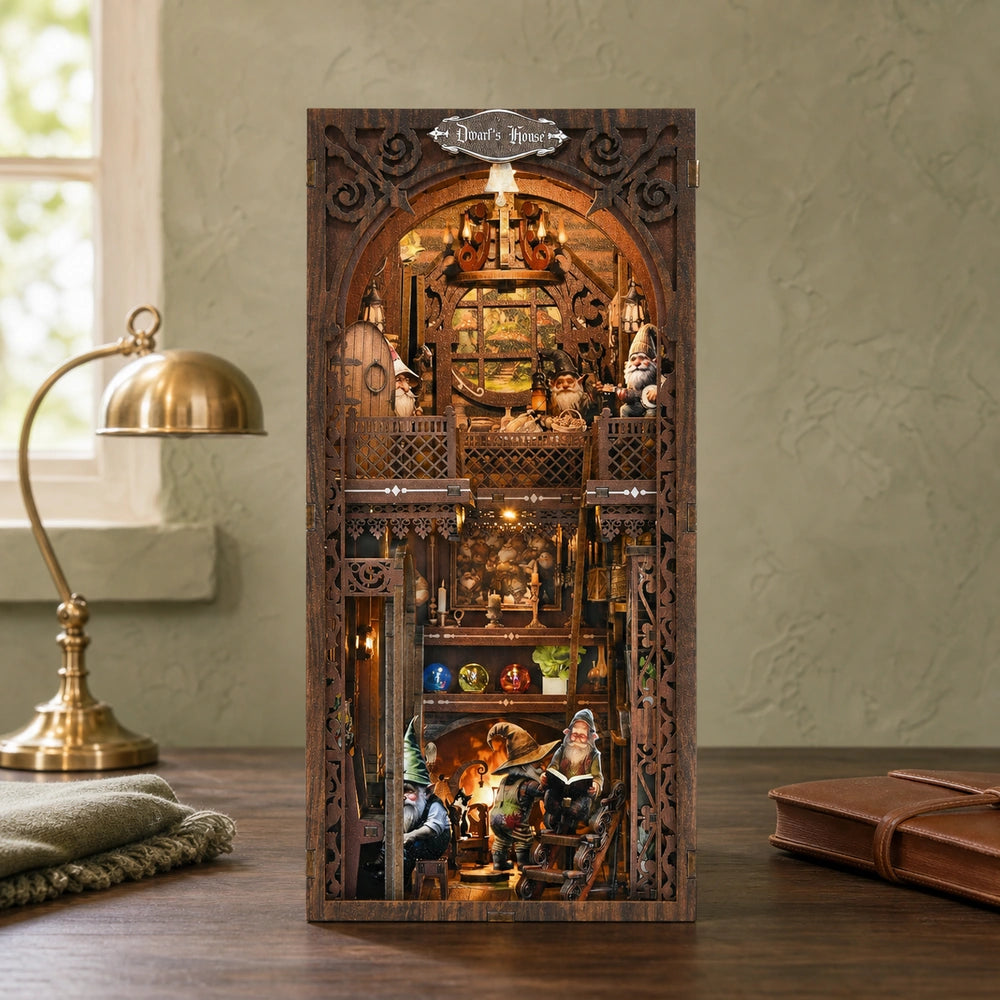 Dwarf’s House - Booknook