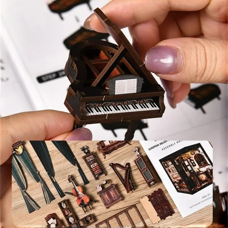 European Melody Box - Book Nook en miniatura