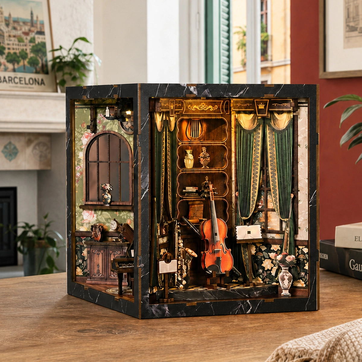 European Melody Box - Book Nook en miniatura