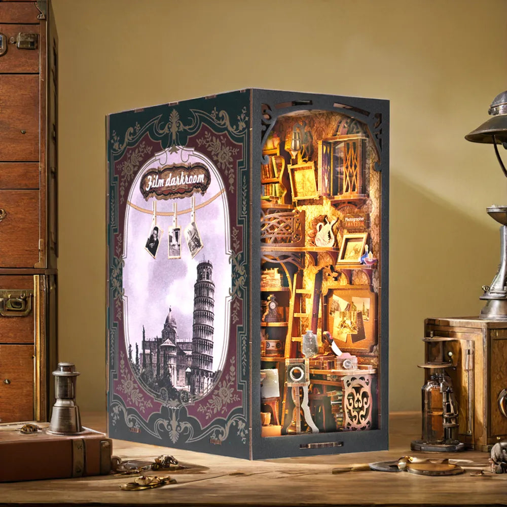 Film Darkroom - Book Nook