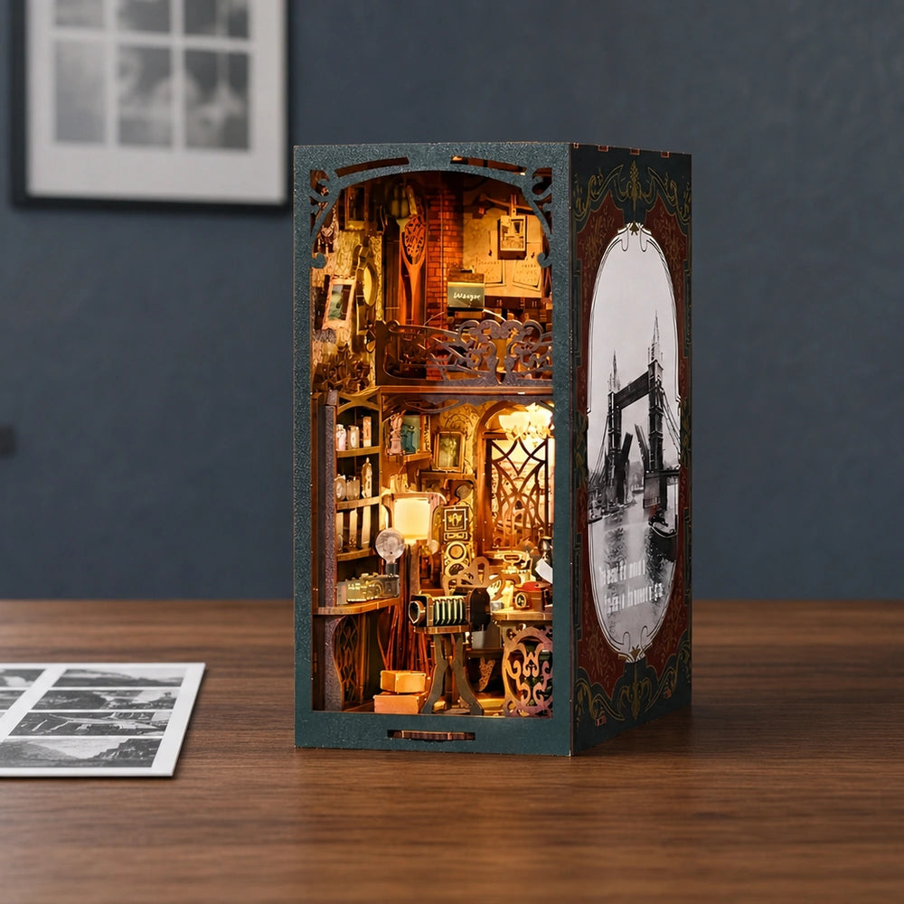 Film Darkroom - Book Nook