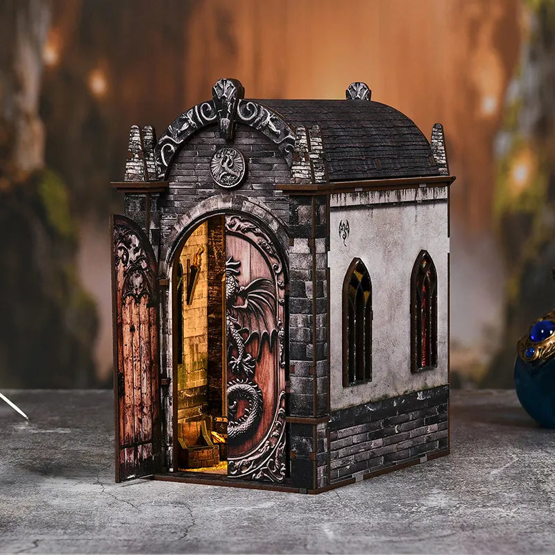 Dragons Treasure Labyrinth - Book Nook