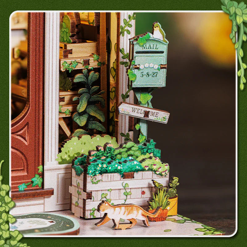 Green Life Bookshop - Book Nook
