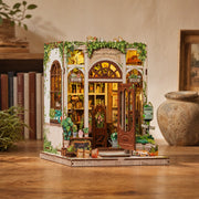 Green Life Bookshop - Book Nook