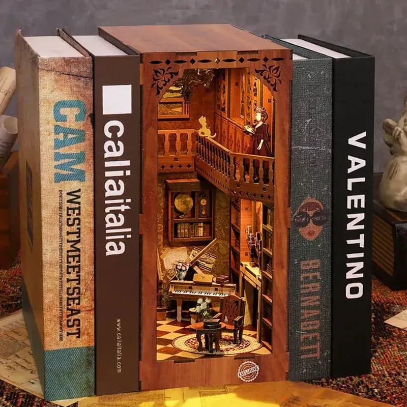Grimm's Small Building - Book Nook
