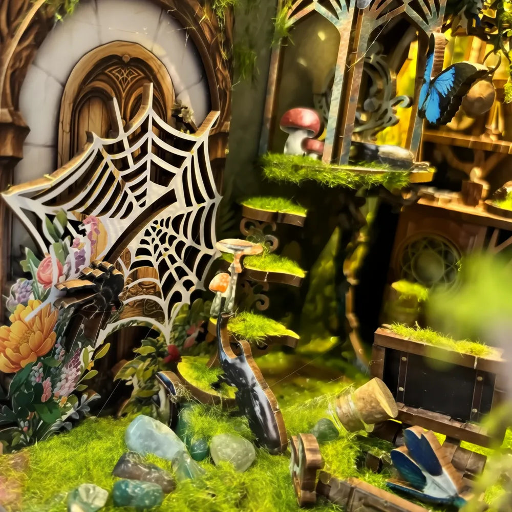 Insect Story - Book Nook Kit