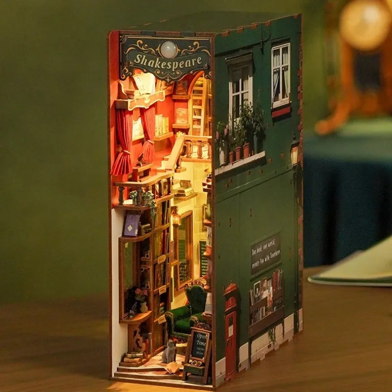Left Bank Bookstore - Book Nook