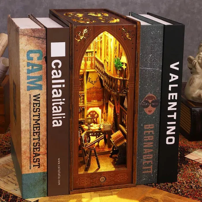 Library Of Books - Book Nook