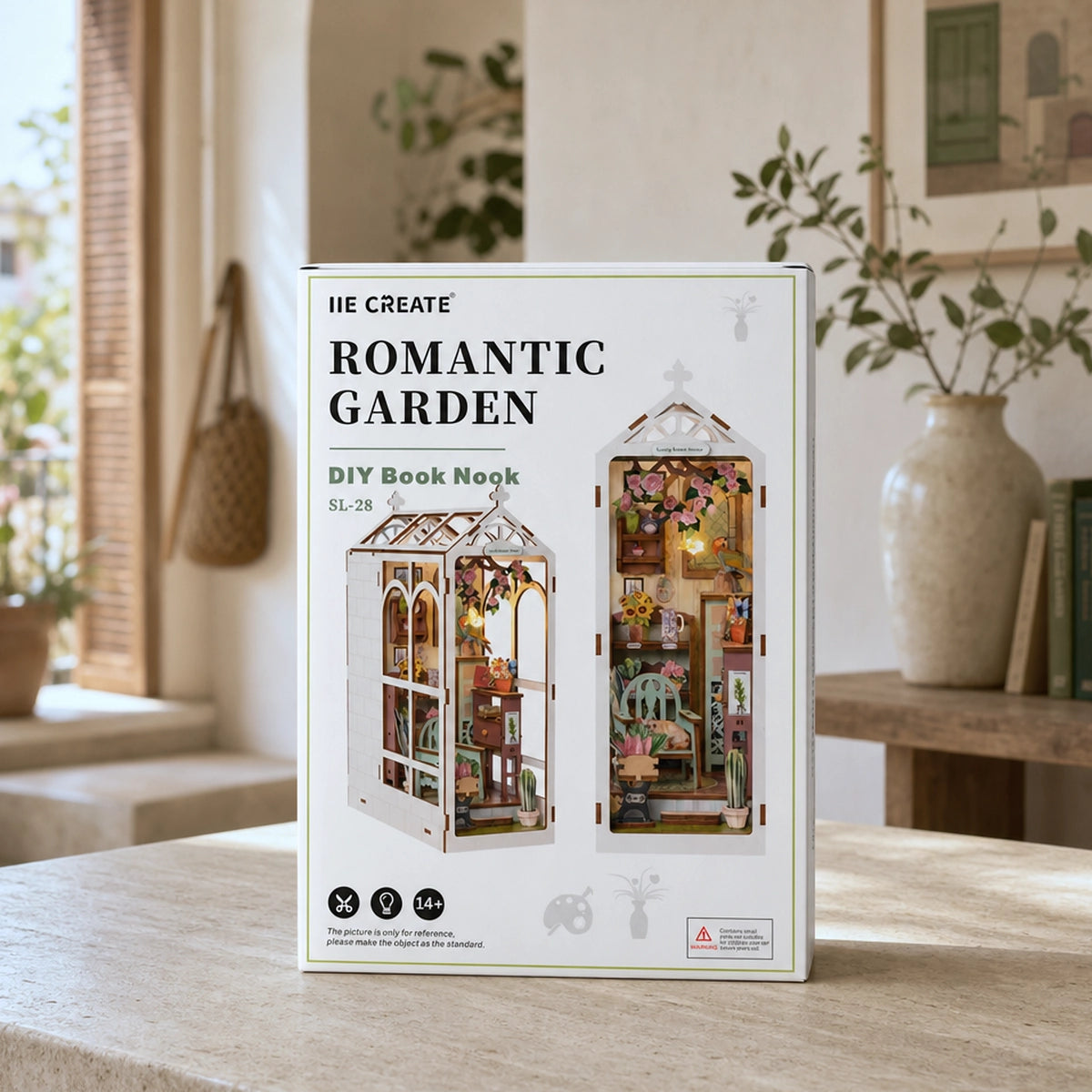 Lucky Flower House - Book Nook