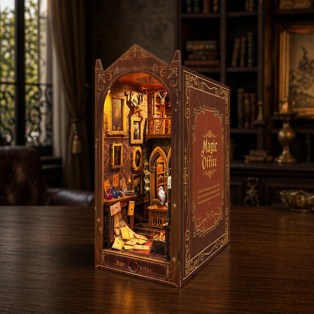 Magic Office - Book Nook Kit