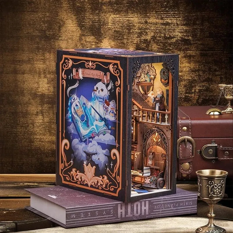 Nebula Common Room - Book Nook en miniatura