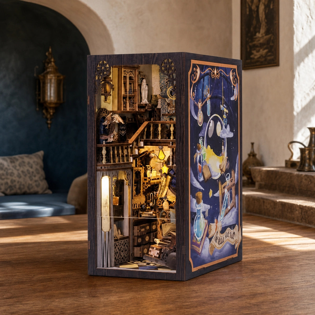 Nebula Common Room - Book Nook en miniatura