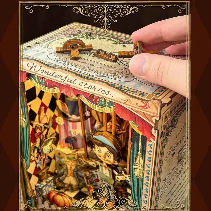 Puppet’s Adventure - Book Nook en miniatura