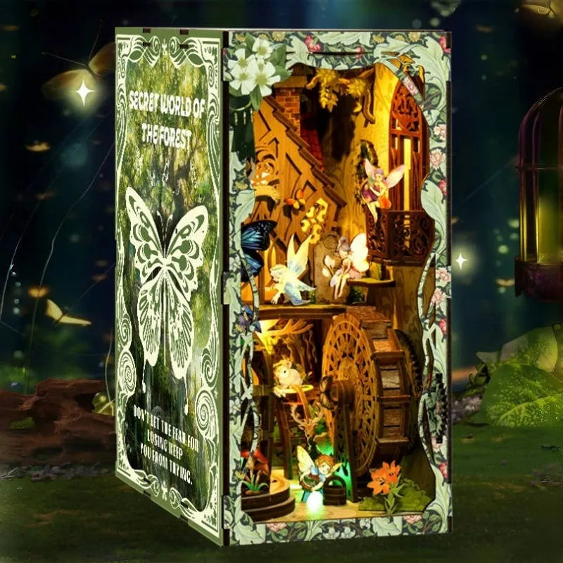 Secret World Of The Forest - Maquetas Book Nook