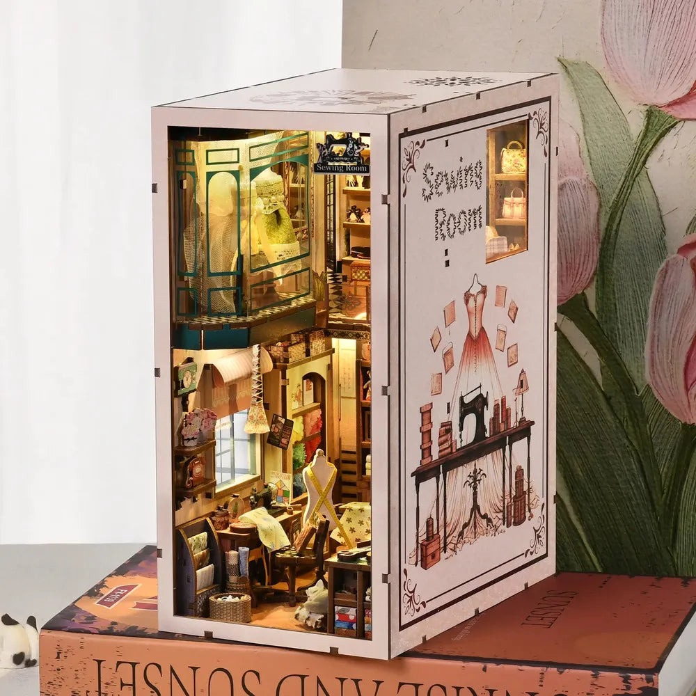 Sewing Room - Book Nook