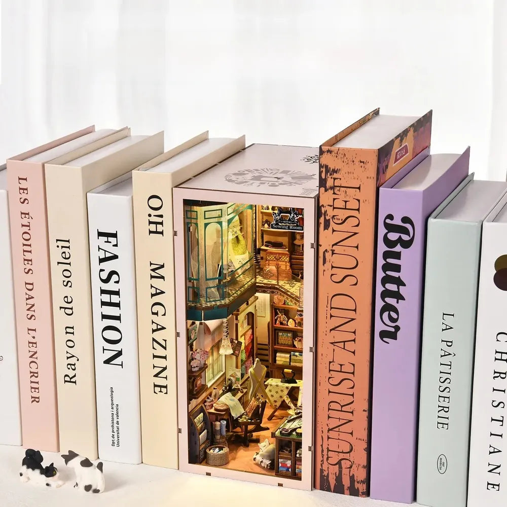 Sewing Room - Book Nook