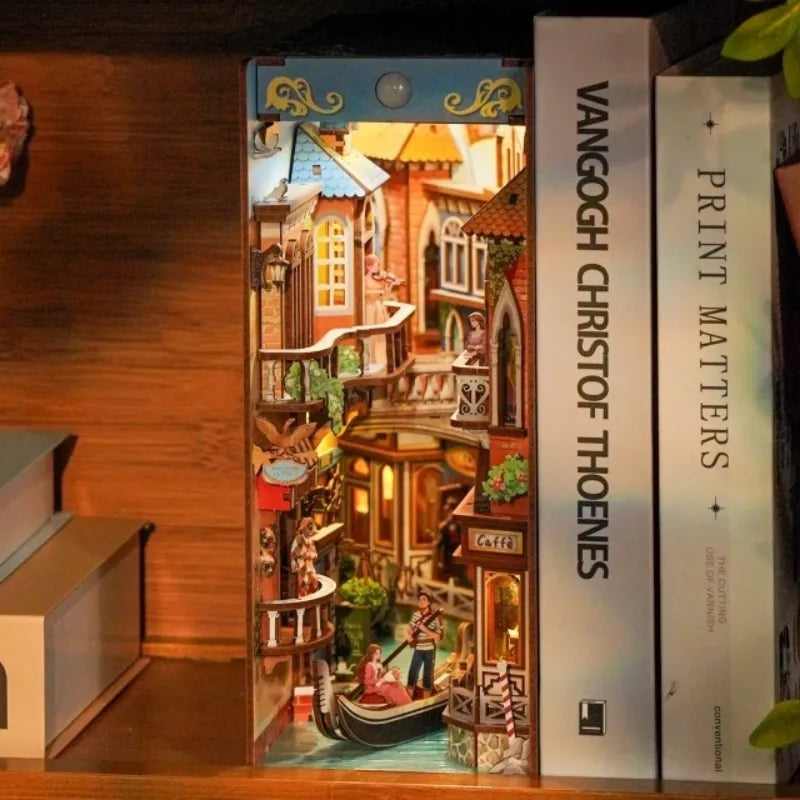 Venetian Dreams - Book Nook Kit