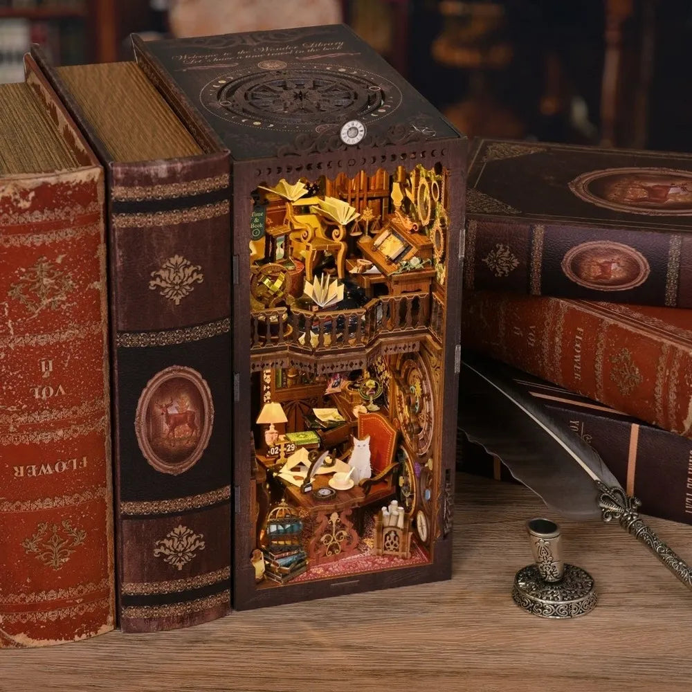Wonder Library - Book Nook en miniatura