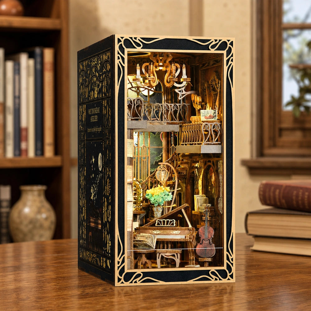 Pianist with Nightingale - Kit Book Nook