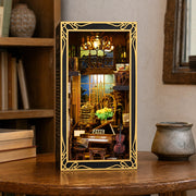 booknook-pianist-with-nightingale