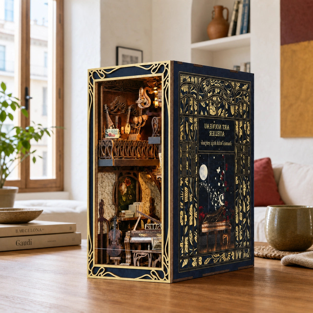 Pianist with Nightingale - Kit Book Nook
