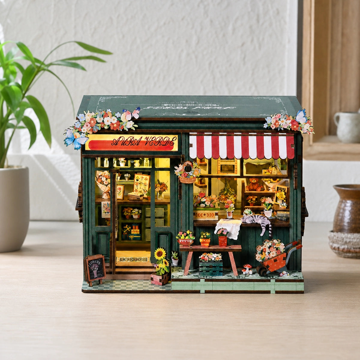 Aura Verde Flower Room - DIY mini house