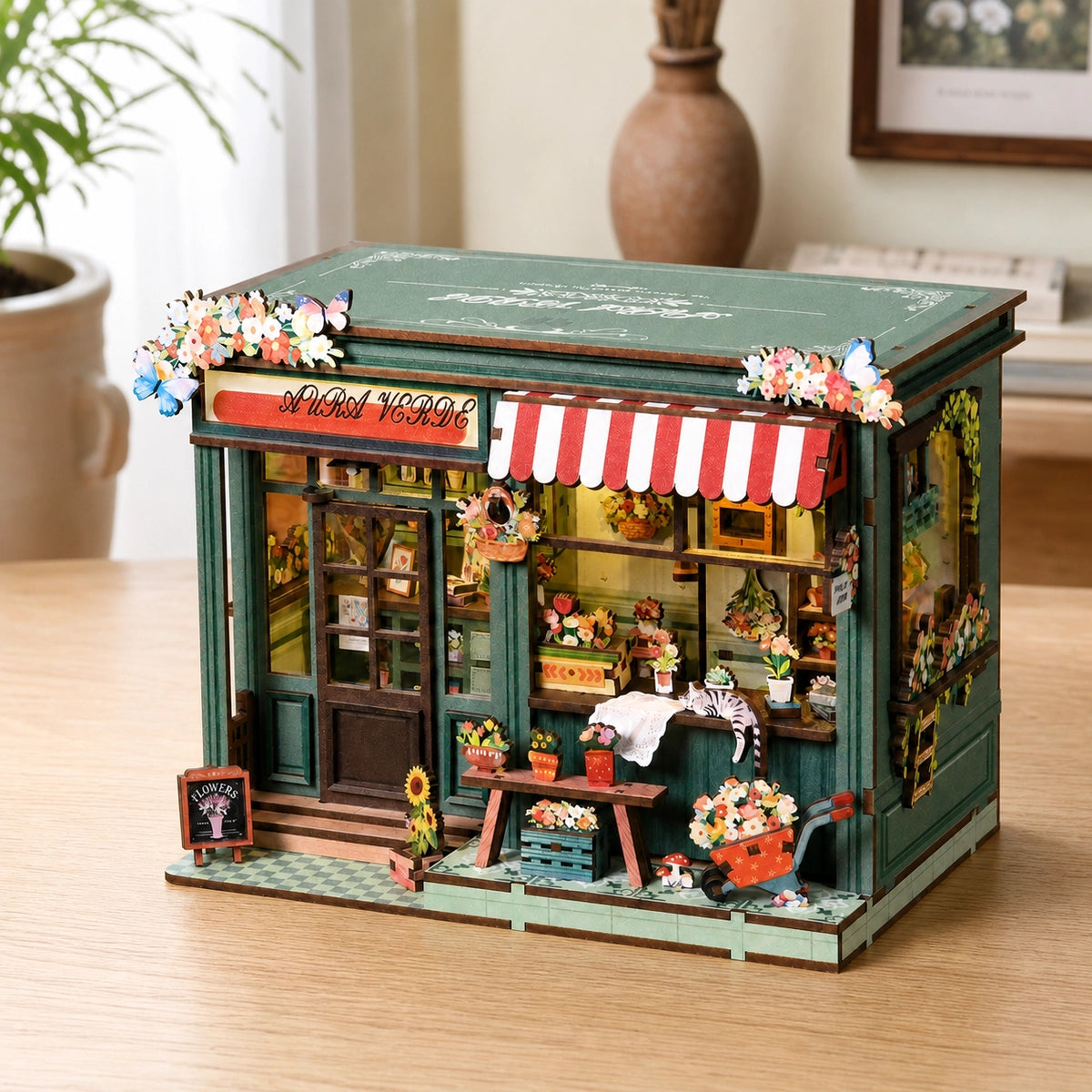 Aura Verde Flower Room - DIY mini house