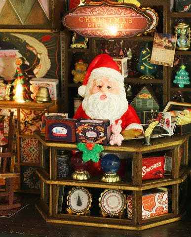 Papá Noel tras el mostrador
