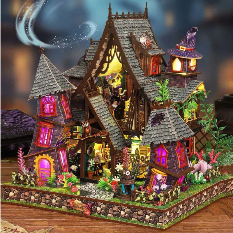 Strange Castle - Casa en miniatura