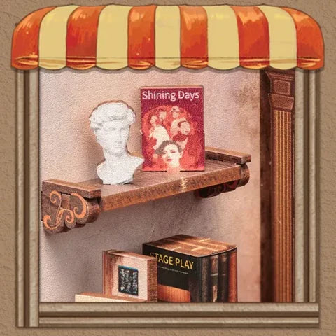 Estantería de máscaras y libros