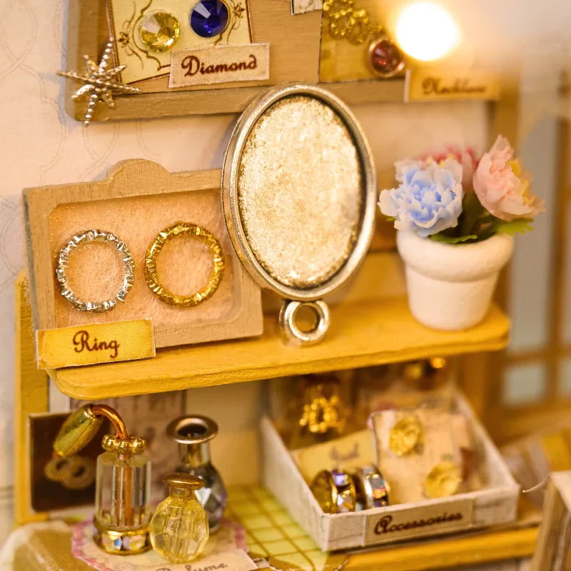 Vitrine's Tale - Casa en miniatura