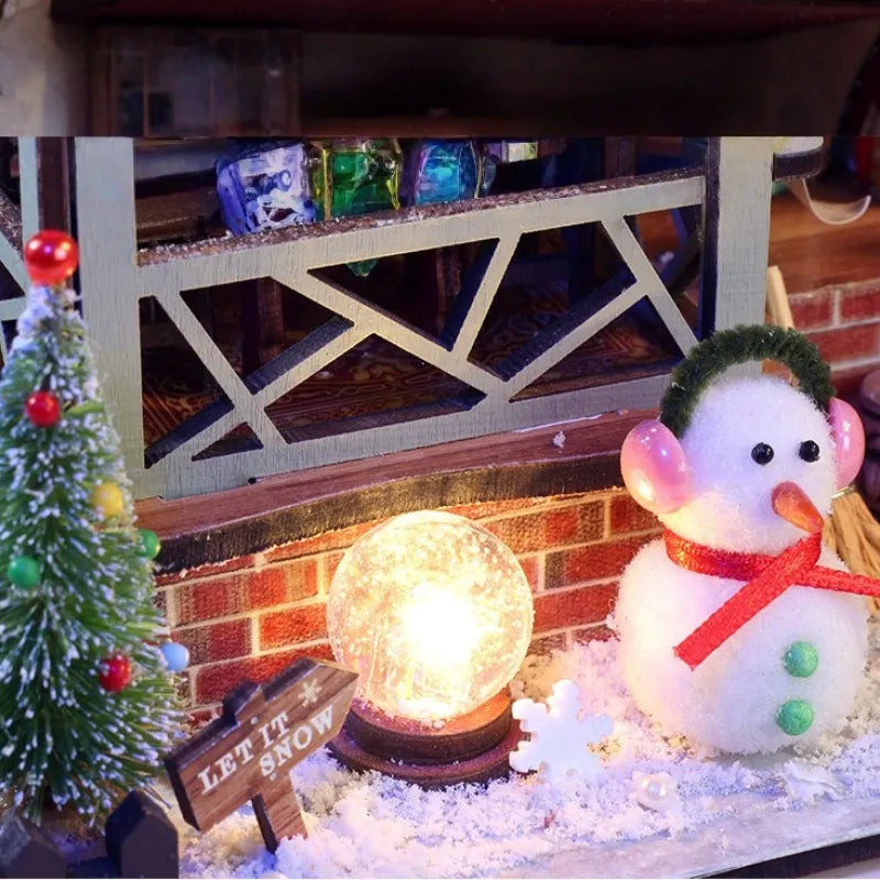 Warm Christmas Lodge - House miniature DIY